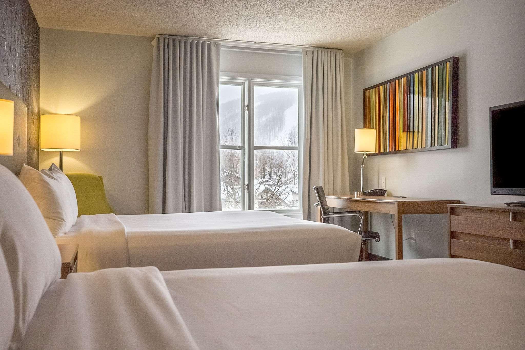 Hotel Chateau Bromont Exterior photo