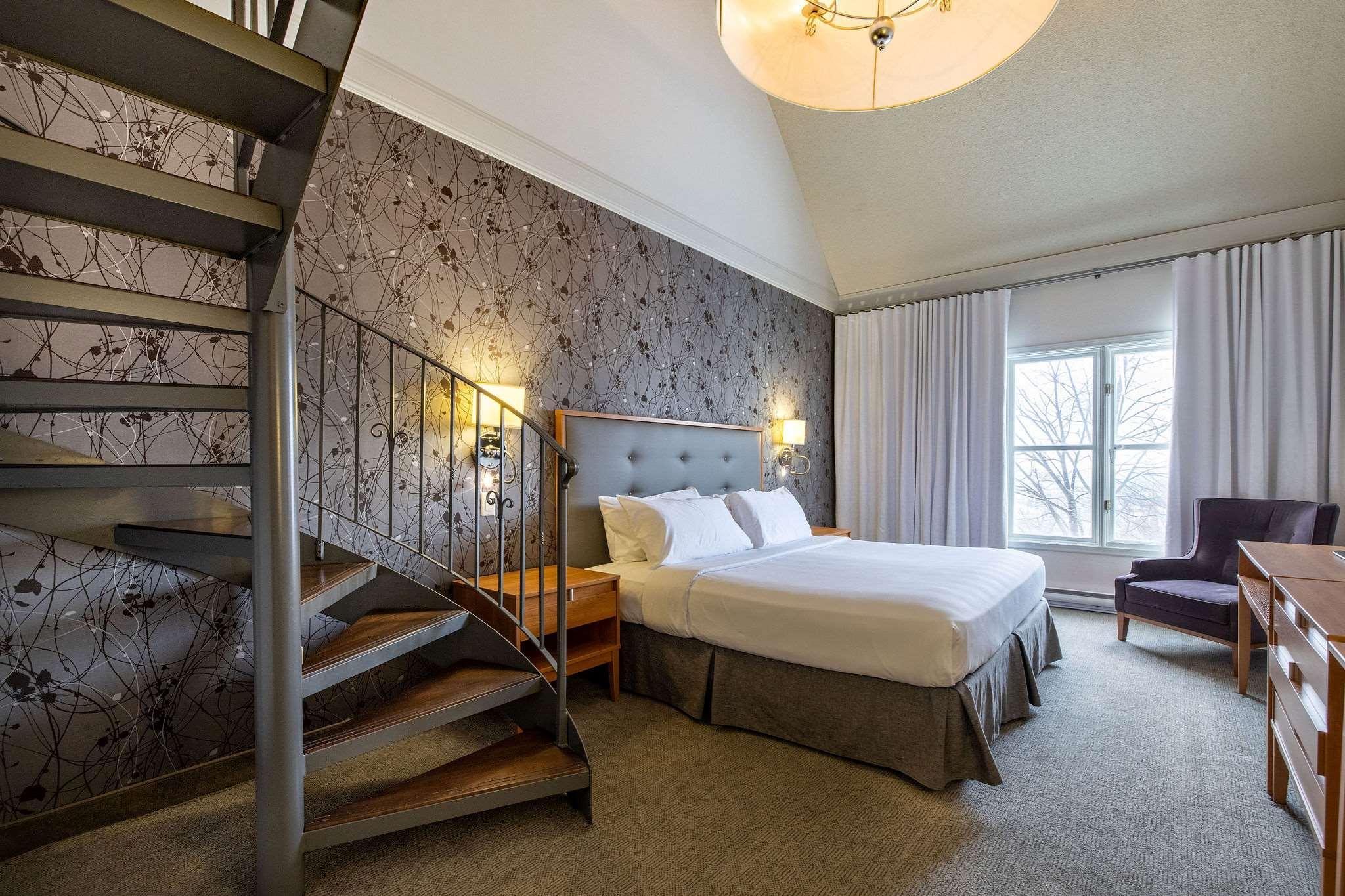 Hotel Chateau Bromont Exterior photo