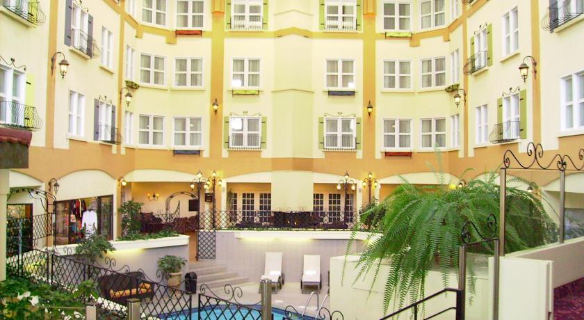 Hotel Chateau Bromont Exterior photo